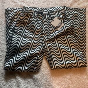 NWT Ragged black + silver metallic jeans